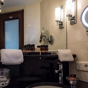 Private Bathroom Single Room